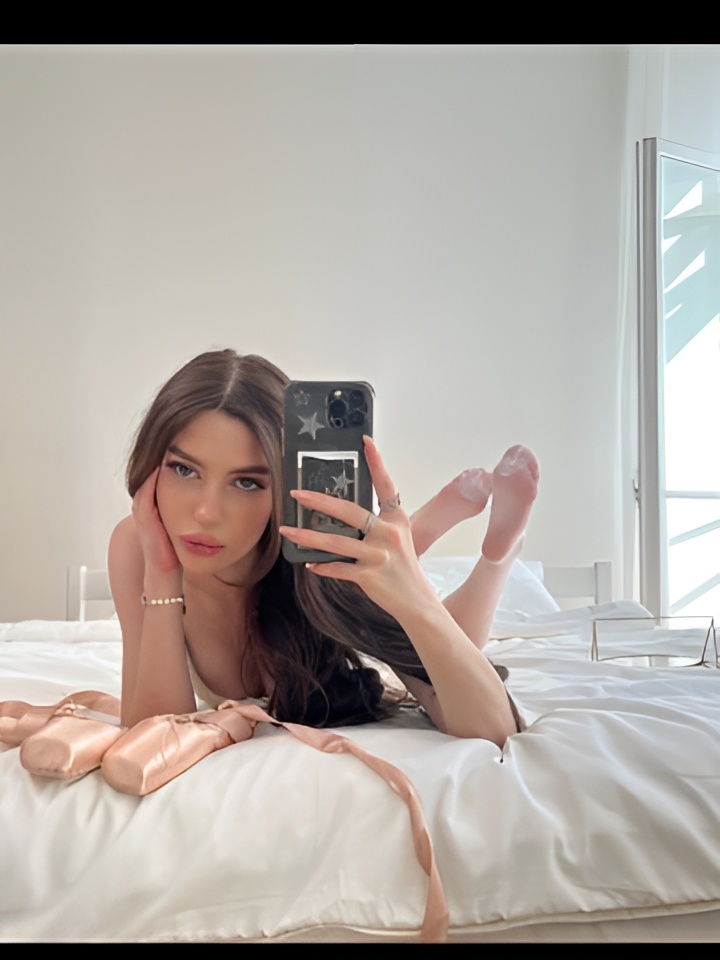 Василиса привлекальеная девушка из Миусинска цена от 4000 руб