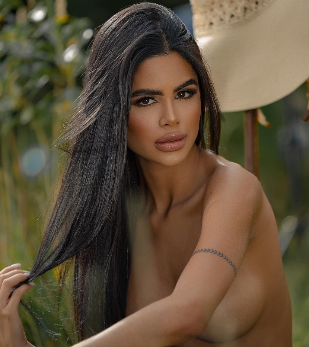 Яночка привлекальеная девушка из Миусинска цена от 3000 руб