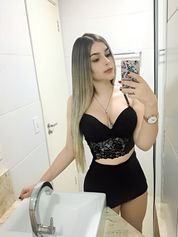 Далия привлекательная девушка из Миусинска цена от 10000 руб