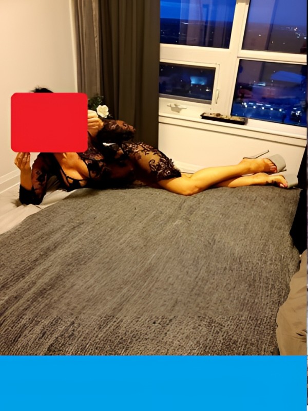 Камила привлекательная девушка из Миусинска цена от 5000 руб