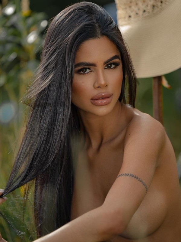 Яночка привлекательная девушка из Миусинска цена от 3000 руб