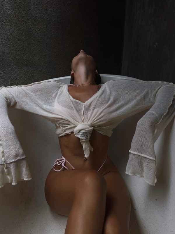 ОЛЕСЯ привлекательная девушка из Миусинска цена от 6000 руб