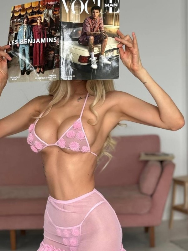 Тома привлекательная девушка из Миусинска цена от 8000 руб